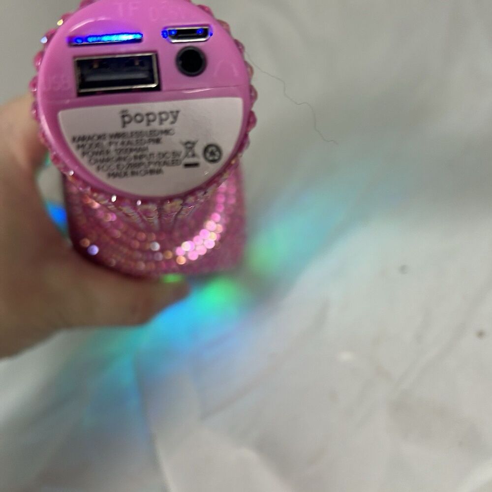 Pink Rhinestone Bluetooth Karaoke Microphone Speaker LED Lights Wireless - Picture 8 of 8